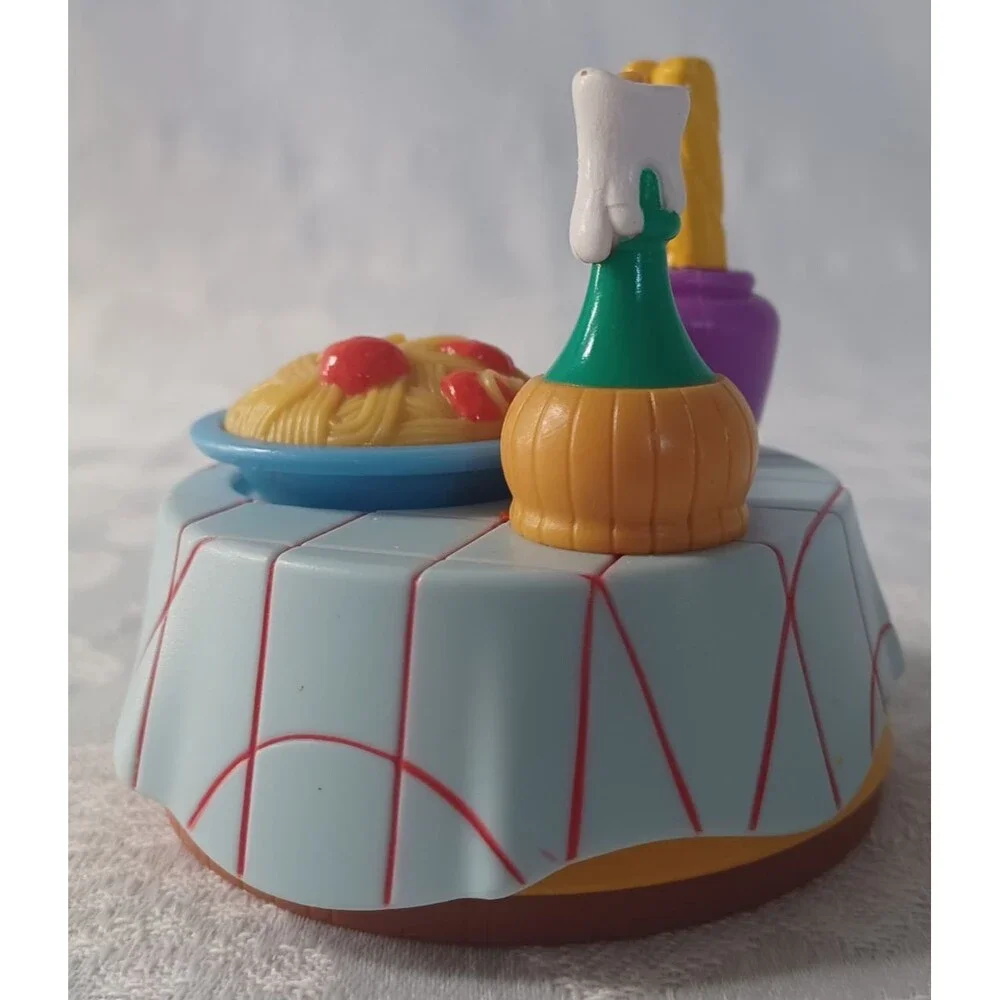 FISHER PRICE 2012 LITTLE PEOPLE DISNEY MOVIE LADY & TRAMP SPAGHETTI TABLE FOOD